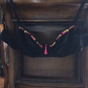 Black Bikini top size 36c NWT